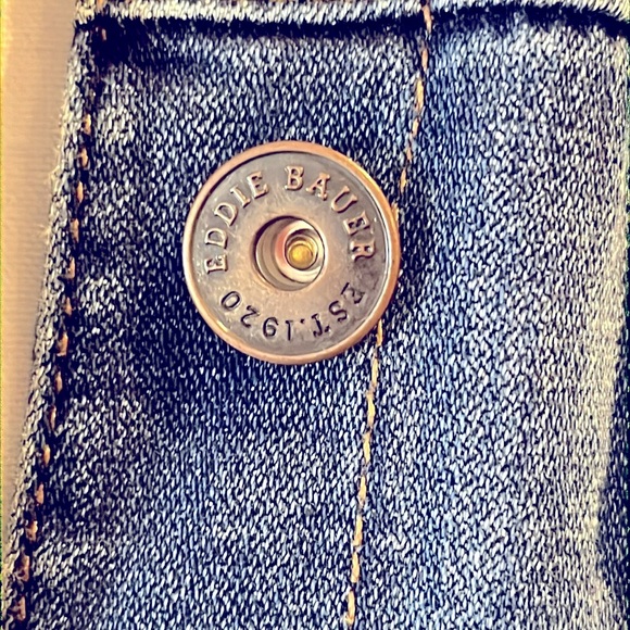 Eddie Bauer Jean jacket medium - Picture 5 of 8